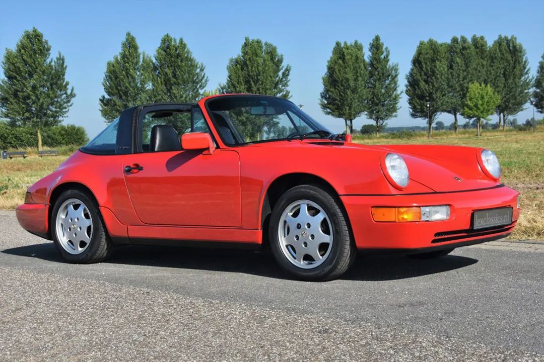 八代传承 最美911 运动与优雅的结合体 保时捷911(992) targa