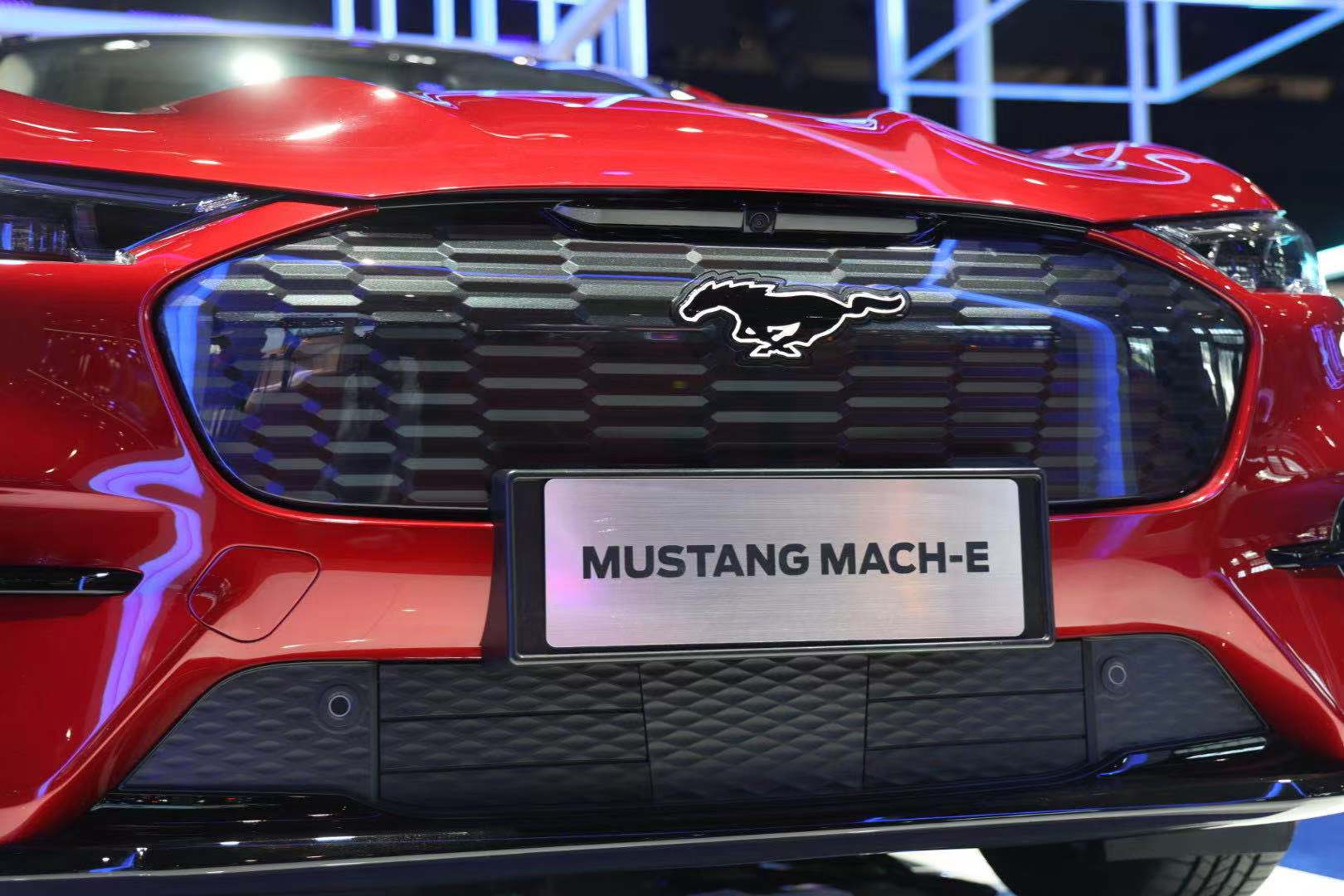 2021上海车展丨长安福特mustangmache公开亮相售265万元起