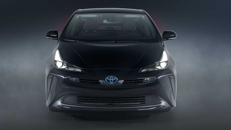 2022-toyota-prius-nightshade-special-edition-front.jpg