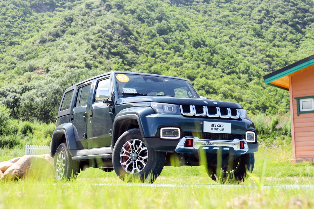 不只是越野車更是開啟越野生活的鑰匙試駕北京越野bj40城市獵人版